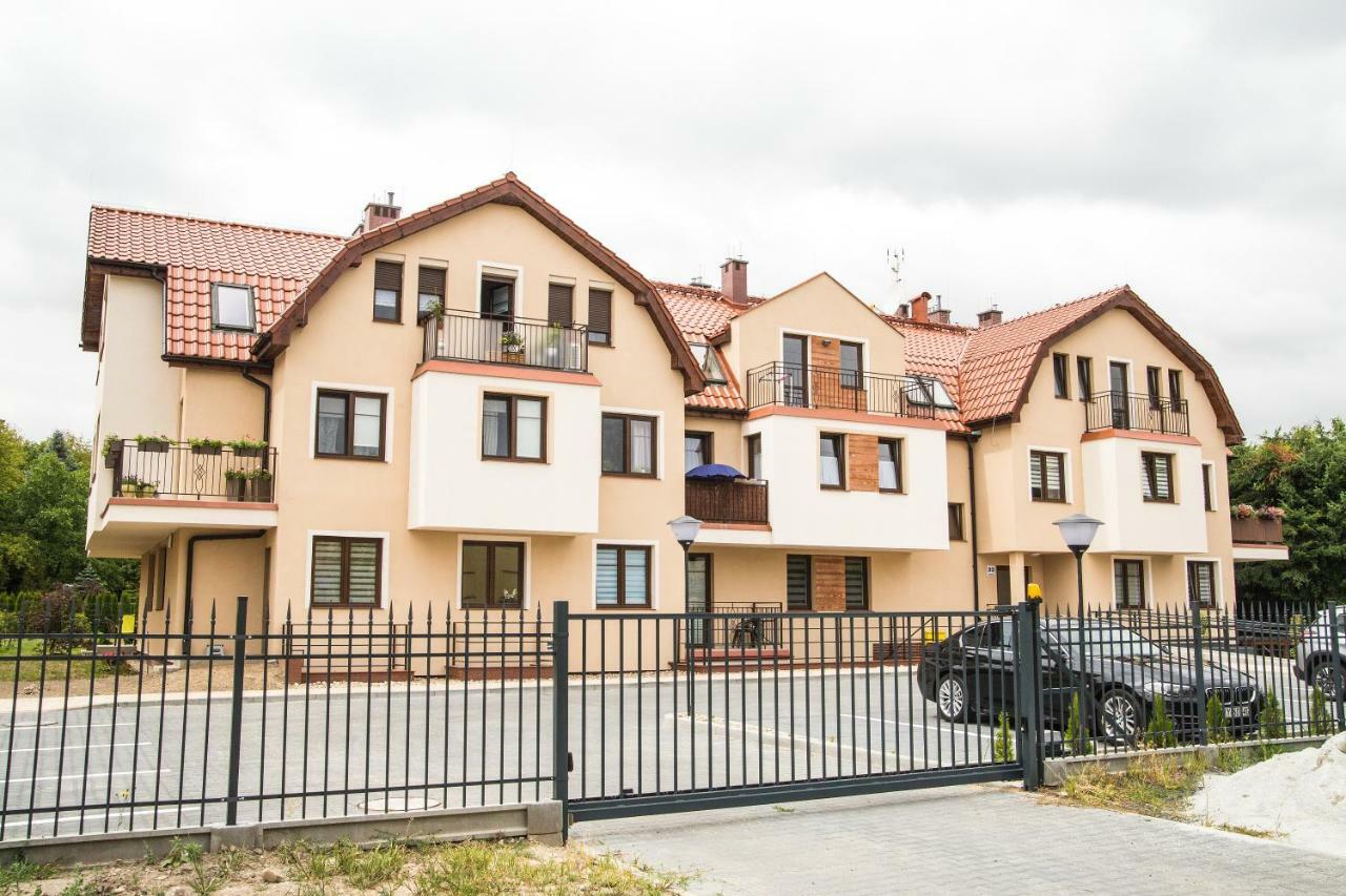 Prestige Line Apartament Legnica Exteriör bild